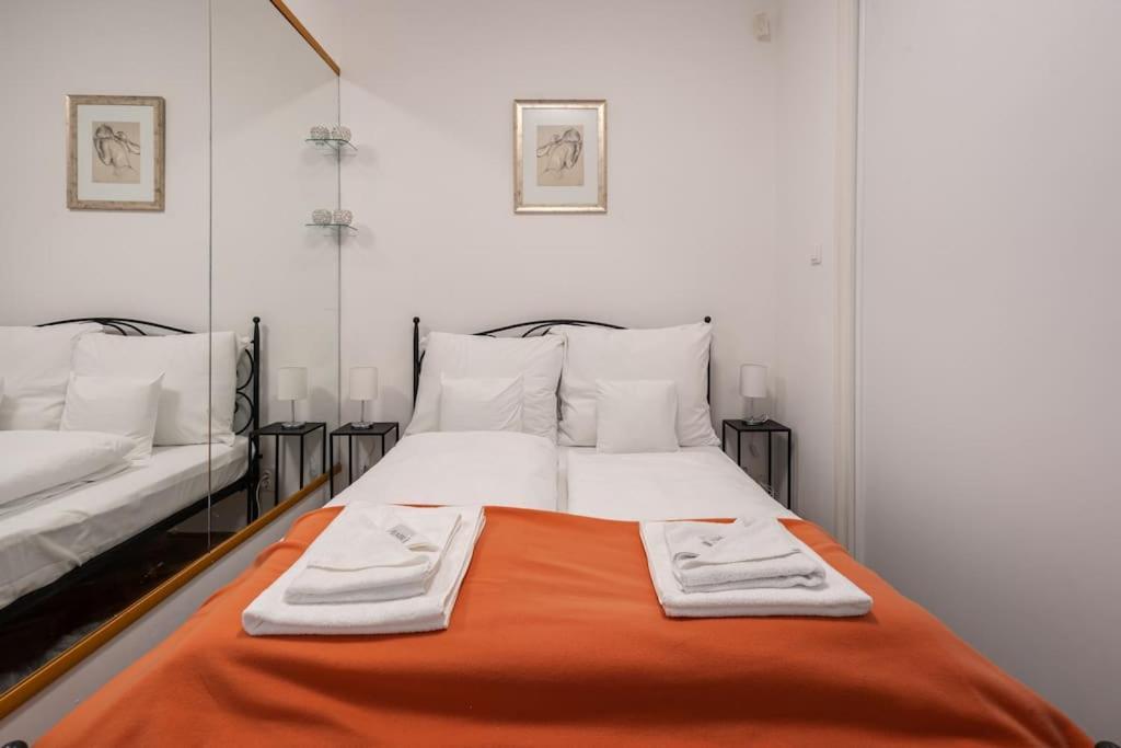Mirage Monte Apartment บูดาเปสต์ ภายนอก รูปภาพ