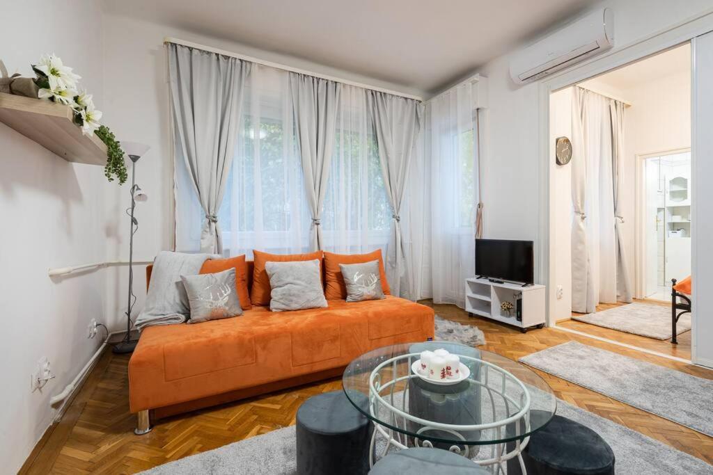 Mirage Monte Apartment บูดาเปสต์ ภายนอก รูปภาพ